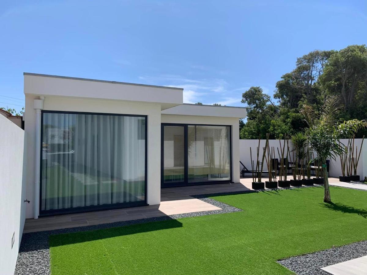 Oliver Beach House Poco da Cruz Экстерьер фото